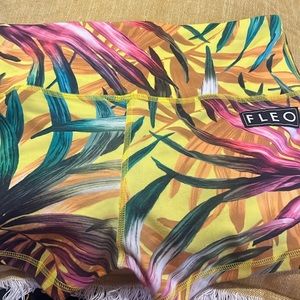 Fleo size M, original high rise